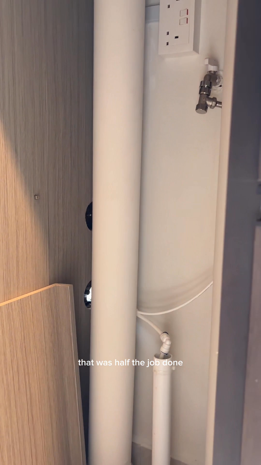a-home-for-your-washing-machine-and-robot-vacuum-🏡-