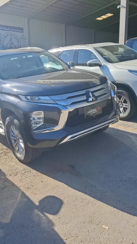 ميتسوبيشي مونتيرو سبورت بريمميوم 2021