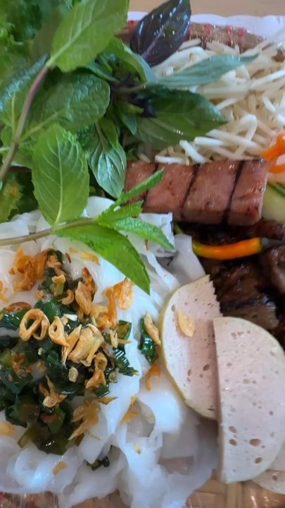 Pho Thin Hanoi - Not the typical boring banh ut. Balanced portion with good amount of veggies and diff types of meat. - Vietnamese Near Me - San Leandro, California