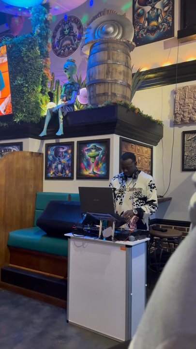 Alien Taco - DJ - Tacos Near Me - Jacksonville, Florida