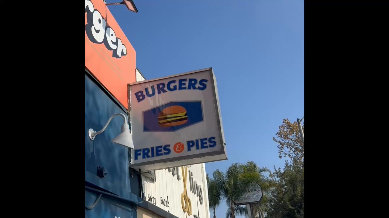 Goldburger - The Foody Billy - Burgers Near Me - Los Angeles, California