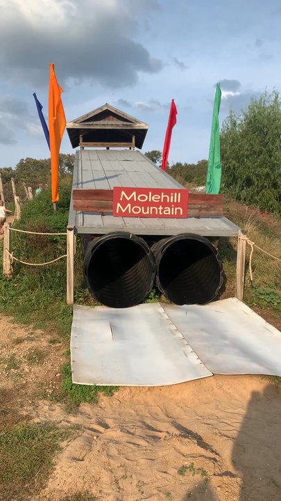 Treinen Farm Corn Maze and Pumpkin Patch - Attraction Farms Near Me - Lodi, Wisconsin