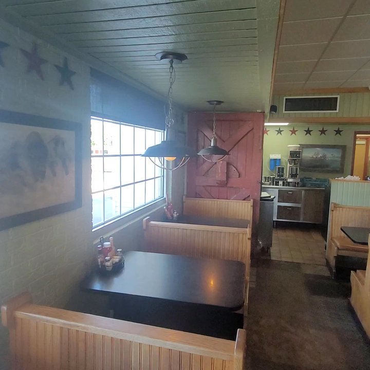Prairie Kitchen - Little vibe inside shot post lunch - New American Near Me - Ardmore, Oklahoma