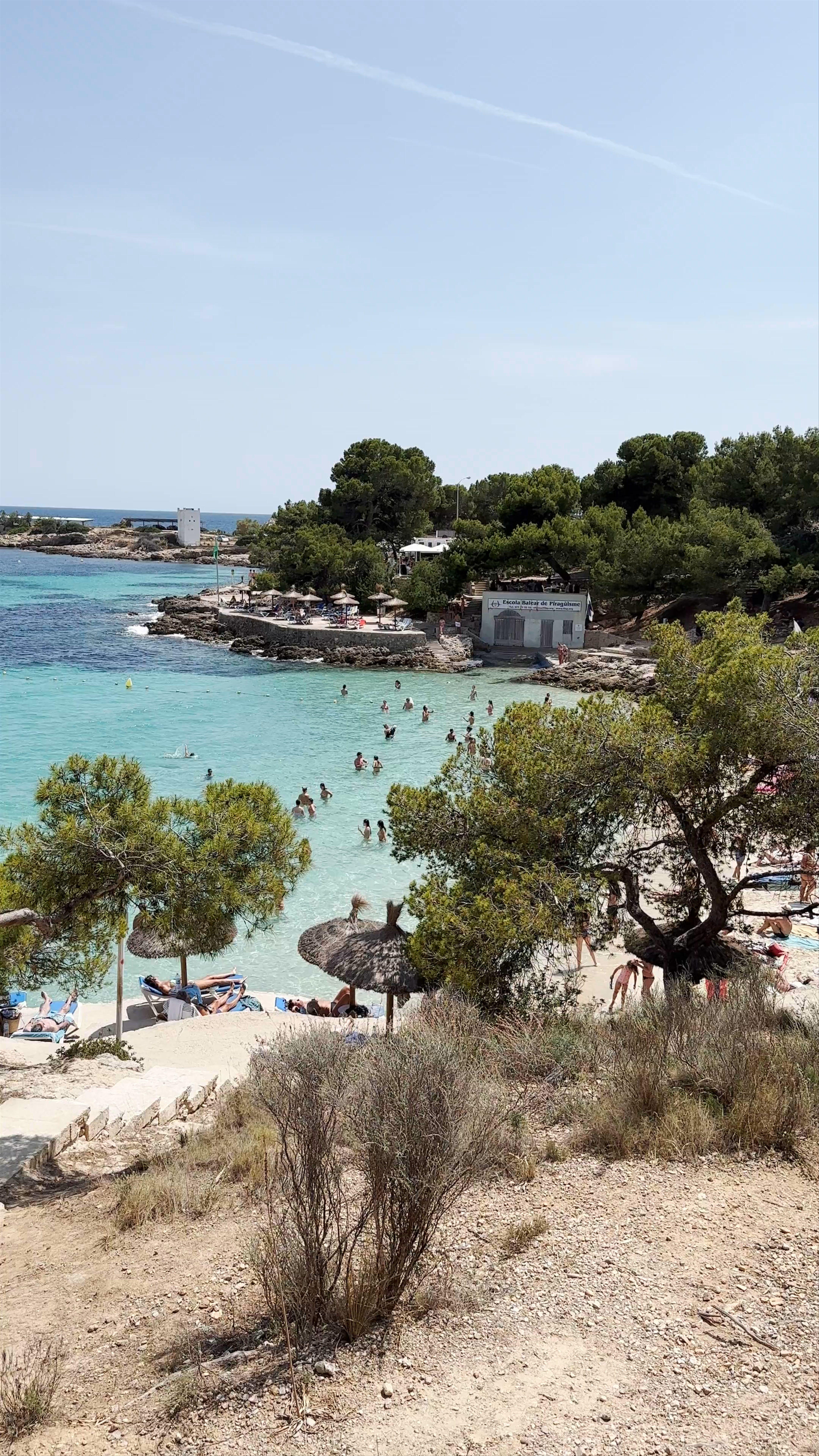 Cala Comtesa Beach Bar: A Hidden Coastal Paradise in Illes Balears, Spain