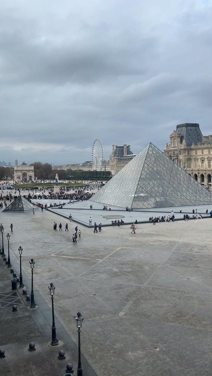 where to next?
📍 Paris
🎥 BAE  JUN · Pexels
#travel #city #citybreak #skyline #wanderlust