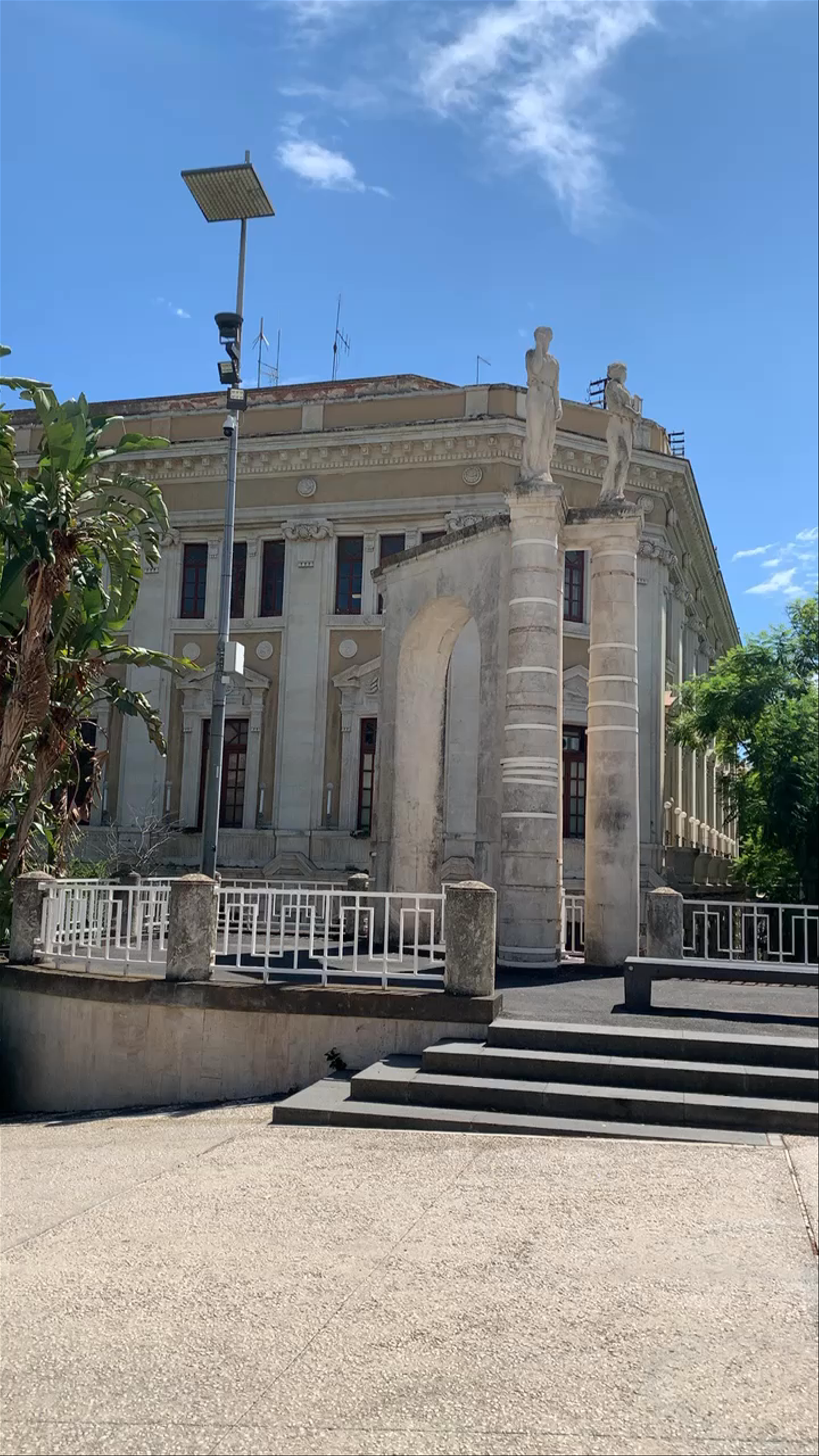 Giardino Bellini: Historic Urban Oasis in Catania, Sicily