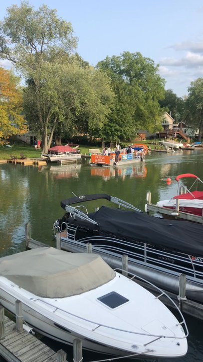 Paddle Pub - Madison - Boat Tours Near Me
