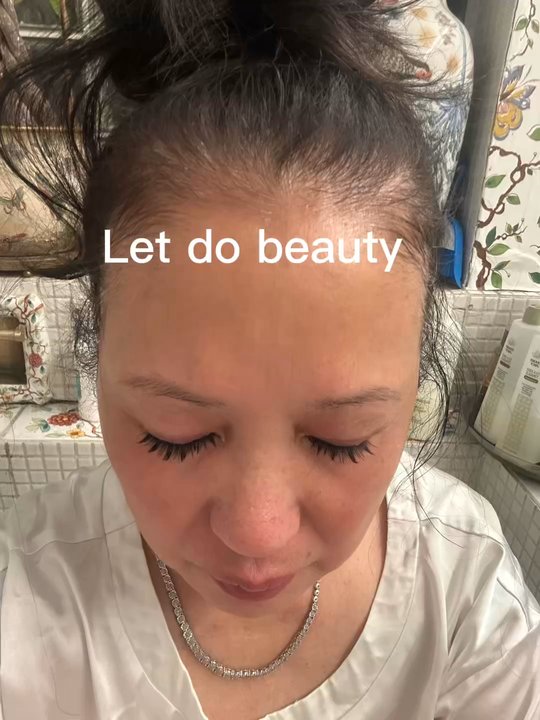 Lashes and Brows By Chinh - Eyebrow Services Near Me - Tarzana, California