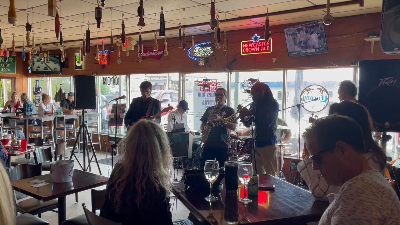 Elm Hill Tavern - Omg - New American Near Me - Nashville, Tennessee