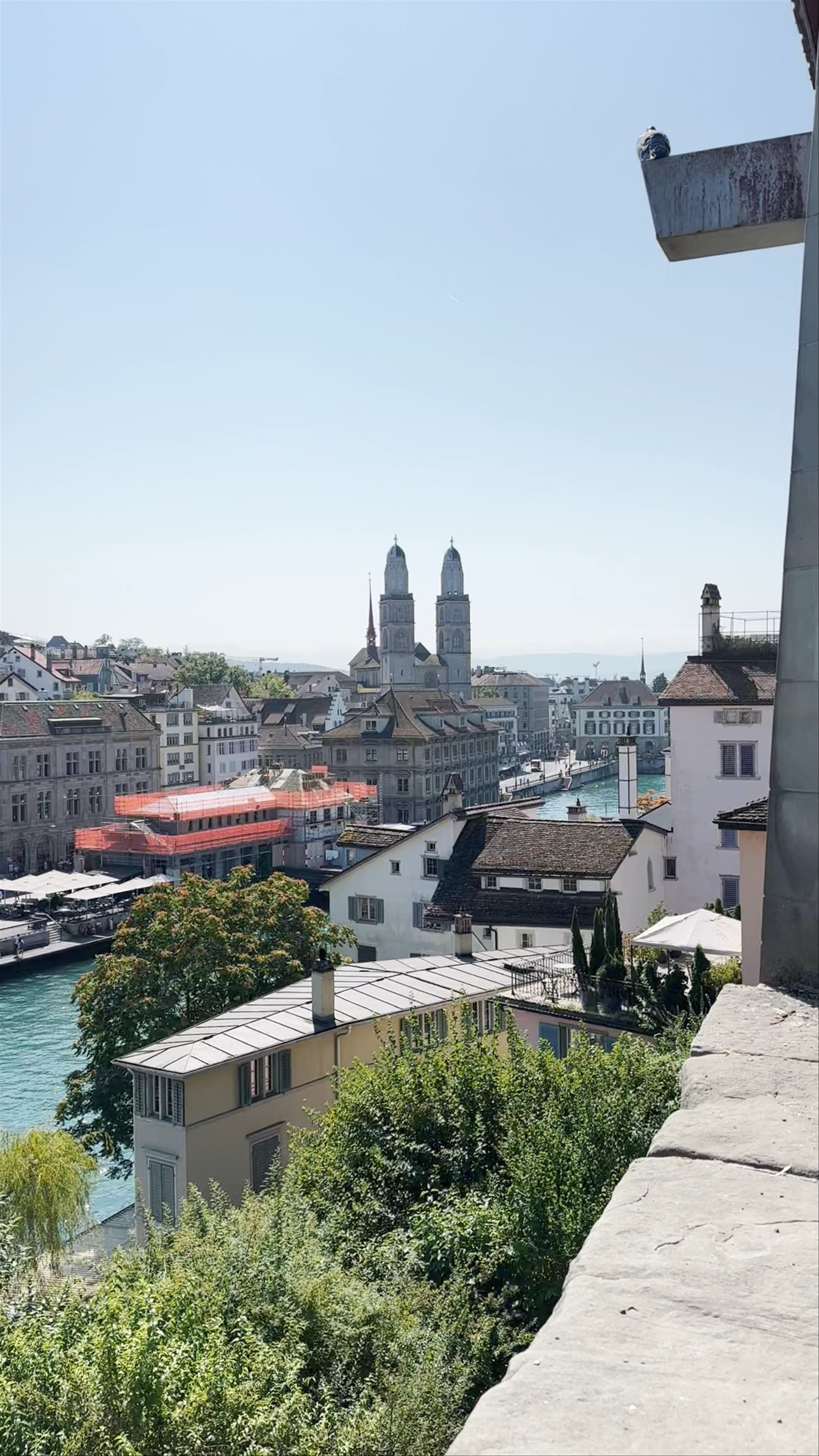 Modestia cúm Libertate, Lindenhof