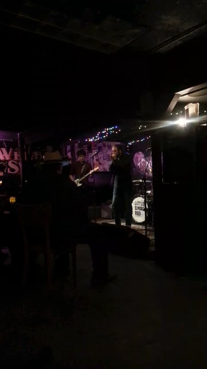 King Bee Lounge - Blues night every monday - Bars Near Me - Austin, Texas