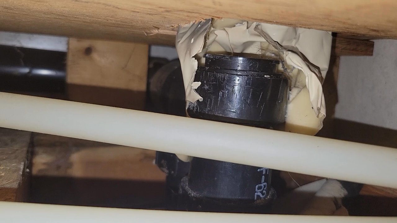 Country Camping Corner - Drain connected with TAPE!! - RV Dealers Near Me - Kings Mountain, North Carolina