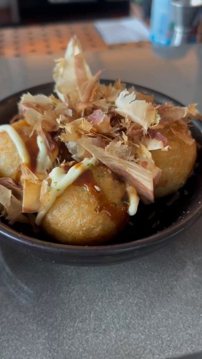 Hando - Sushi Bars Near Me - Houston, Texas