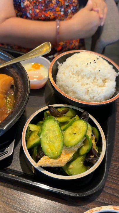 Ikka Sizzling Pot - 猪小排烧土豆煲套餐 / Yellow Braised Pork Ribs Combo - Chinese Near Me - Arcadia, California