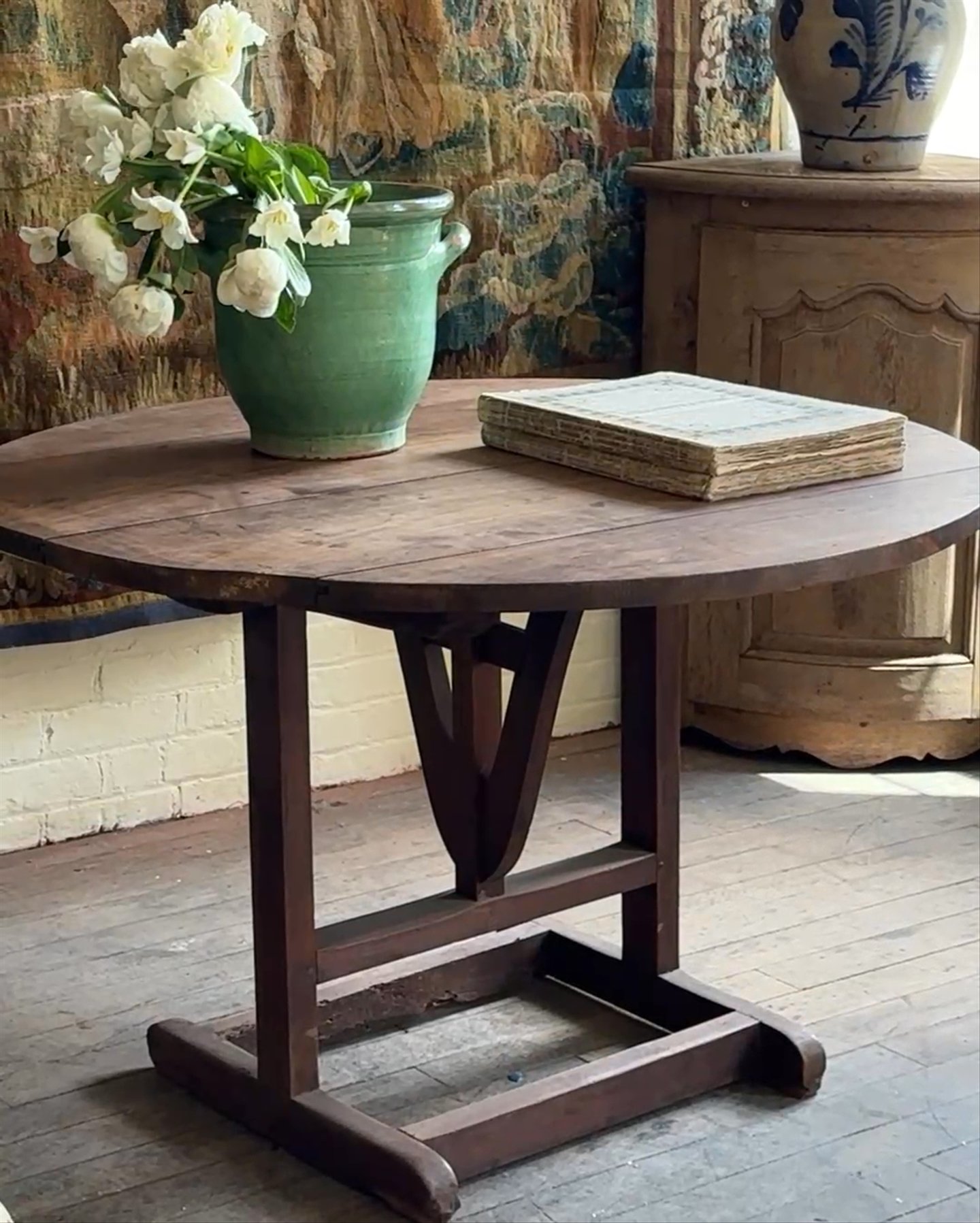 Large Wine Tasting Table