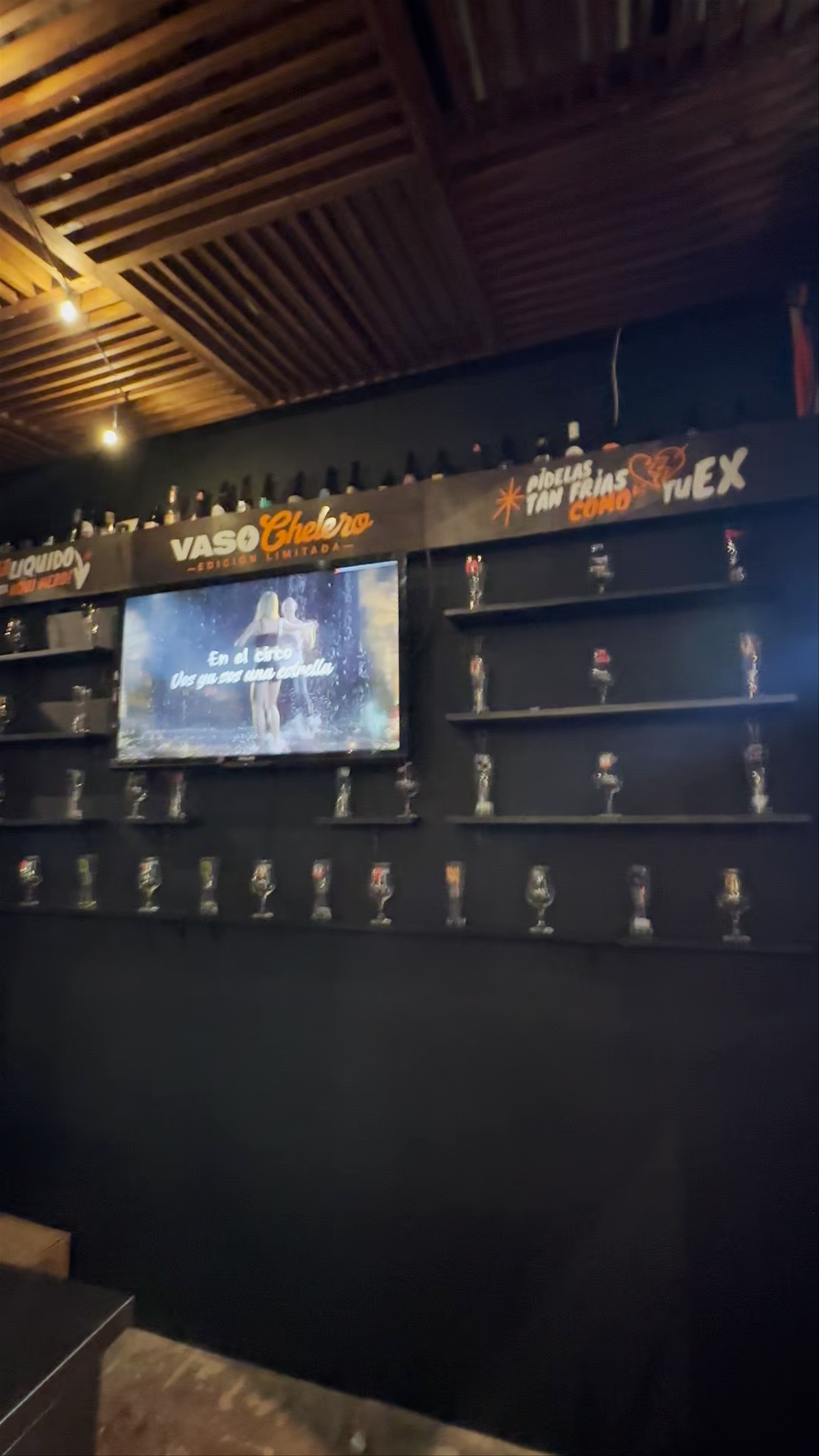 Cervecería & Sport Bar - La Artesanal