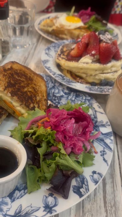 maman - Notre commande - Breakfast & Brunch Near Me - Montreal, Quebec