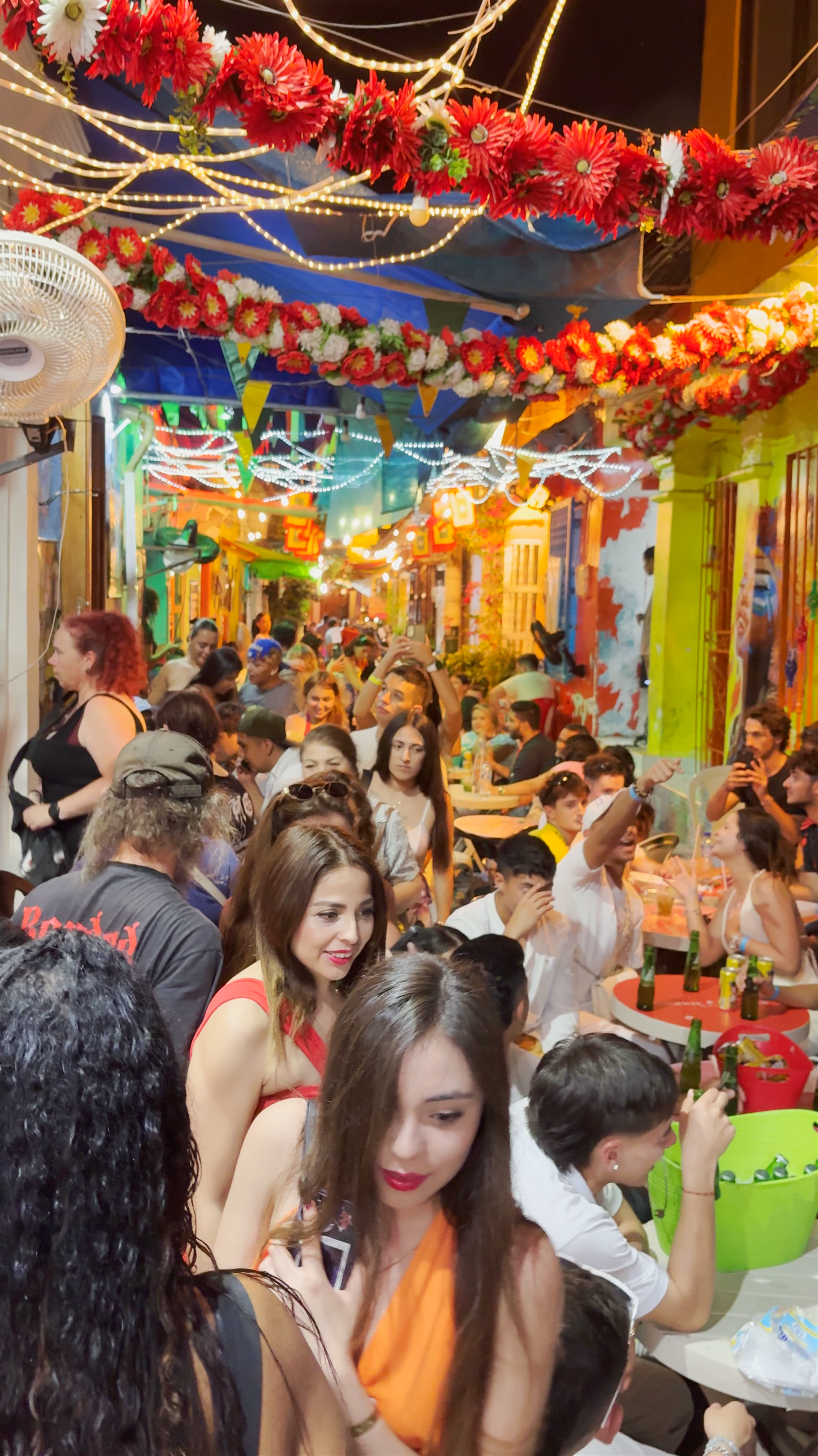 Calle de Las Sombrillas