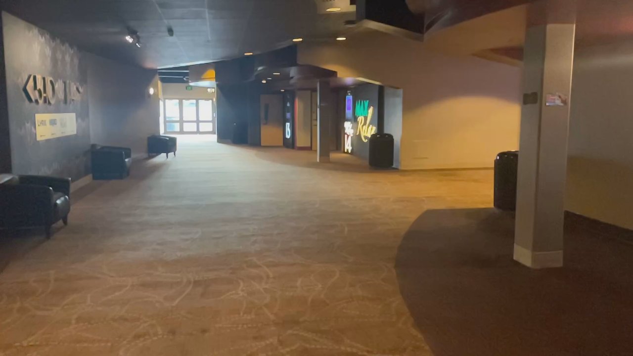 Review video 2 of 4 for B&B Theatres - Omaha Oakview Plaza 14