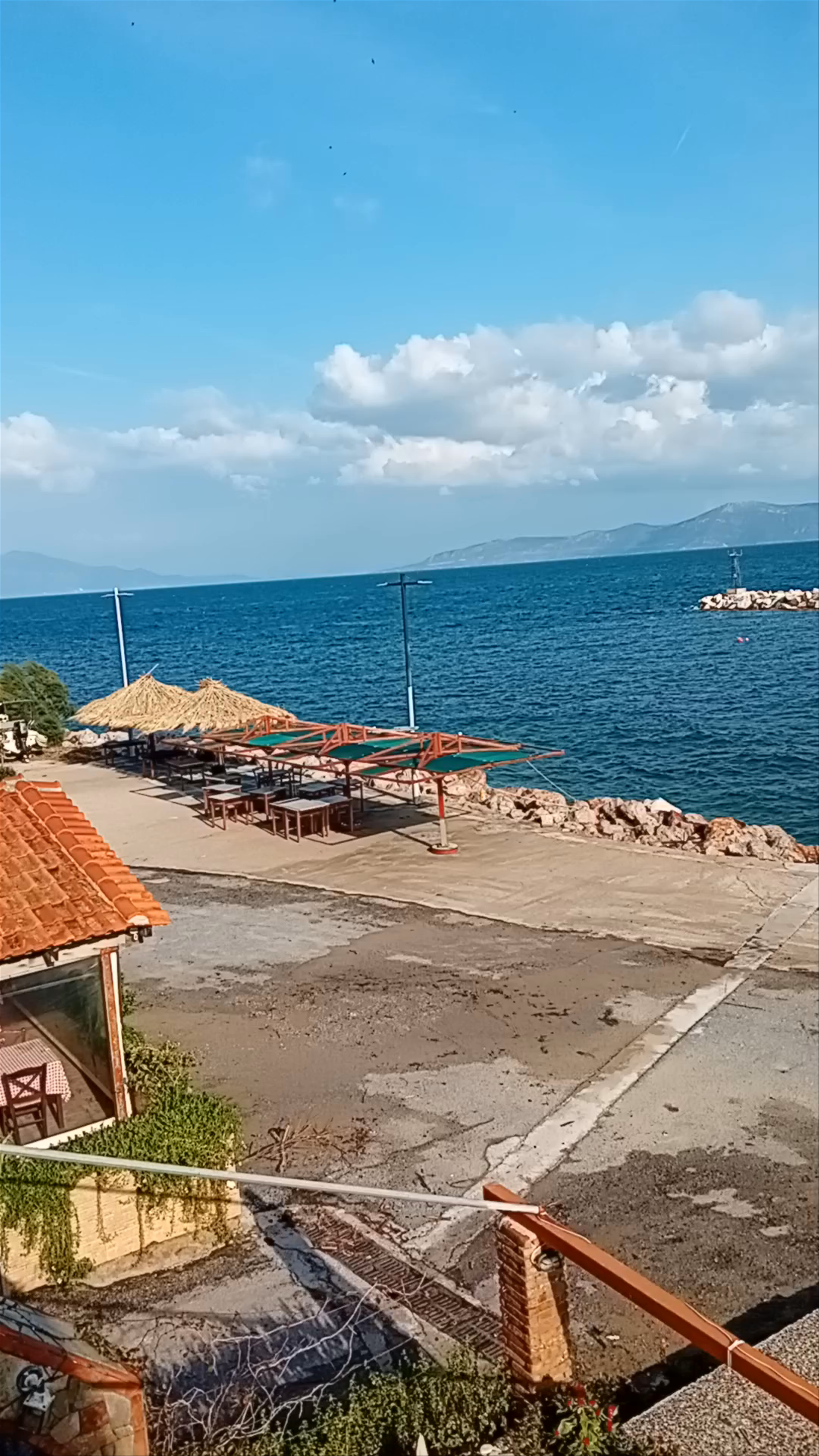 Asmini Beach Apartments