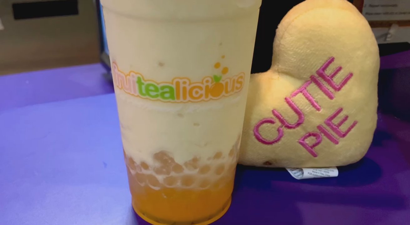 Fruitealicious Bubble Tea & Smoothies - Passion fruit, lychee smoothie with passion fruit and lychee pops. - Bubble Tea Near Me - Fort Worth, Texas
