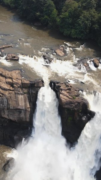 Photo of Athirappilly waterfa