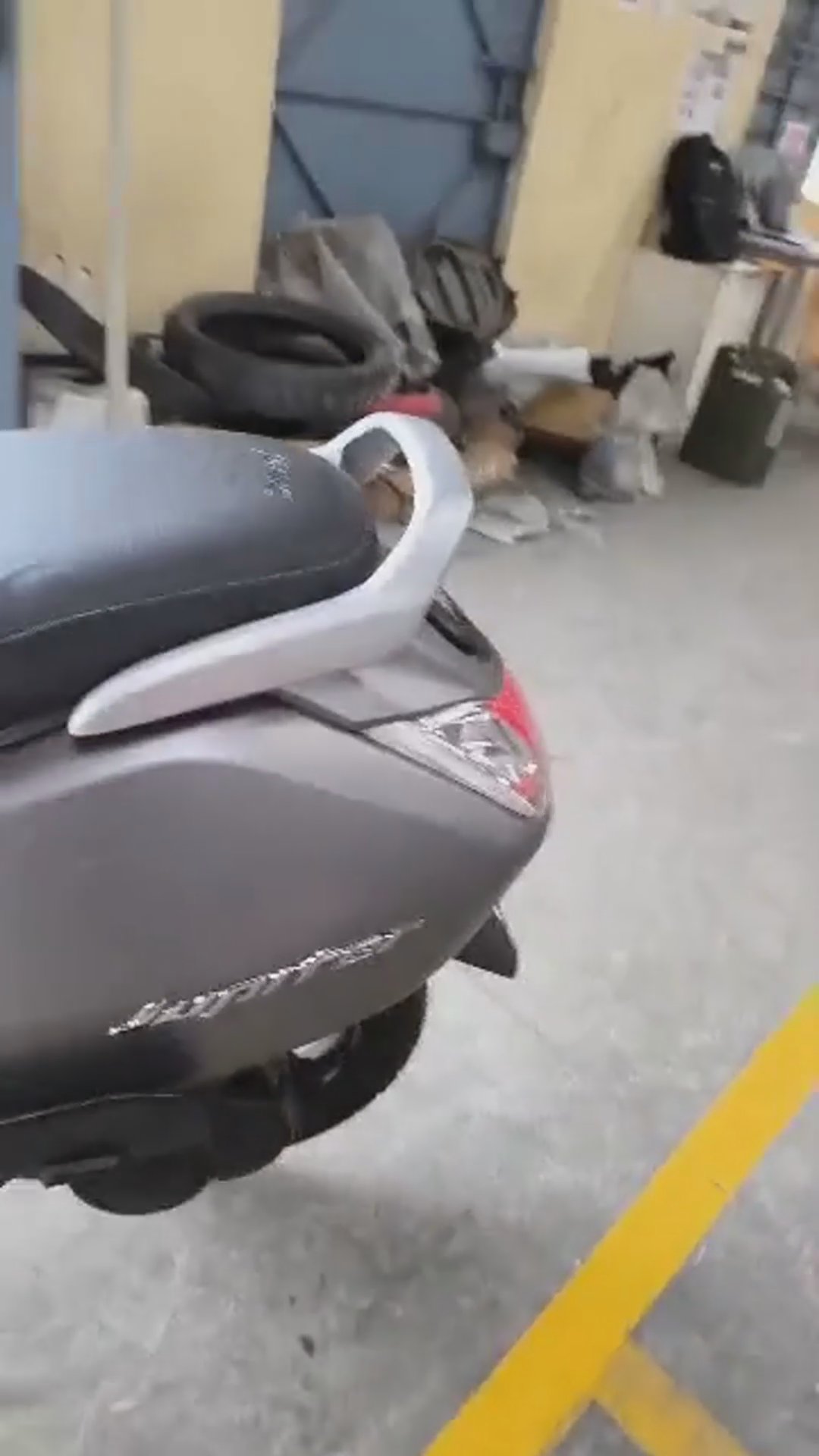 Walk-around video thumbnail