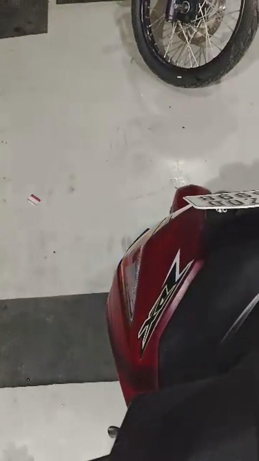 Walk-around video thumbnail
