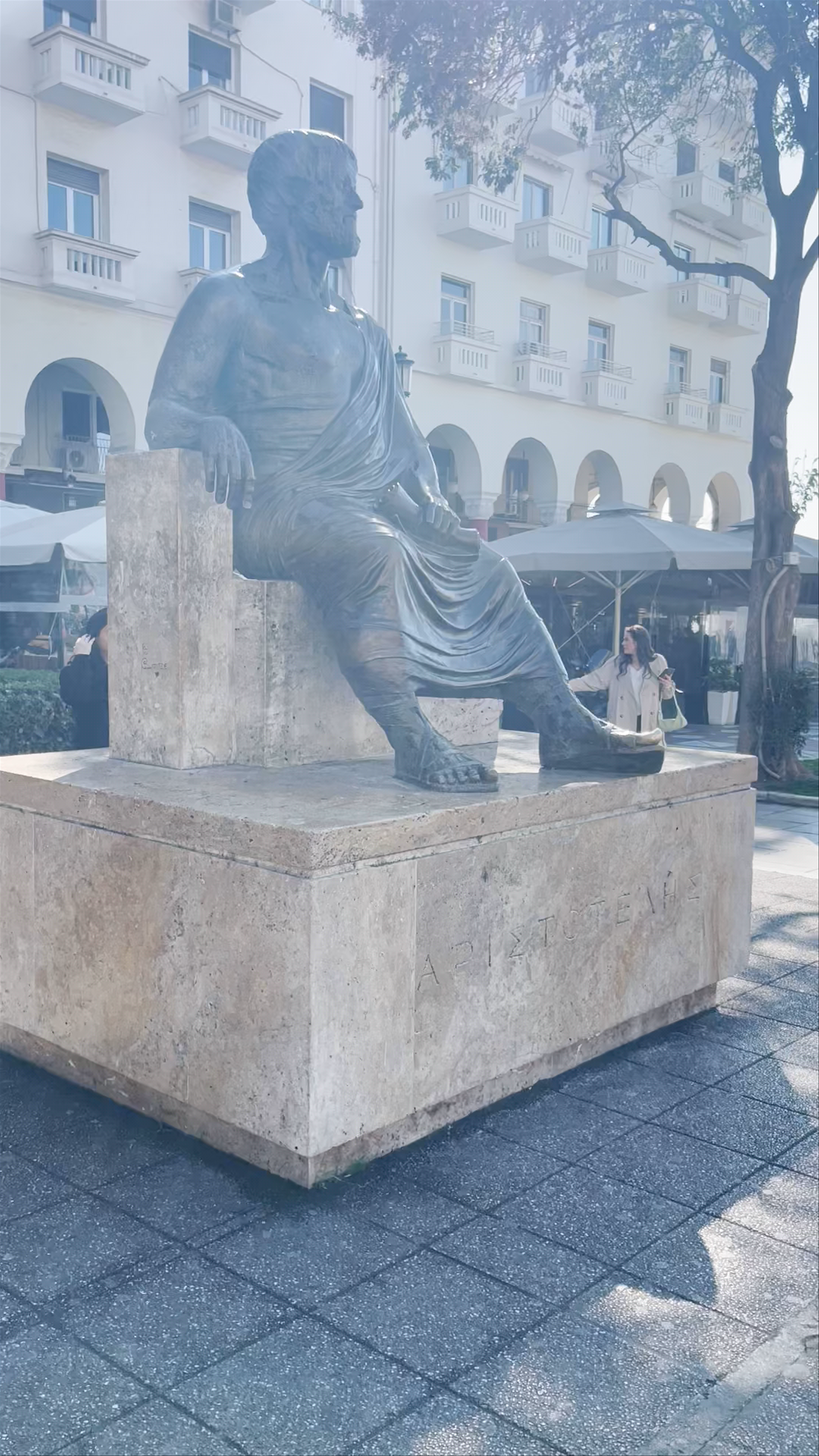 Άγαλμα του Αριστοτέλη
