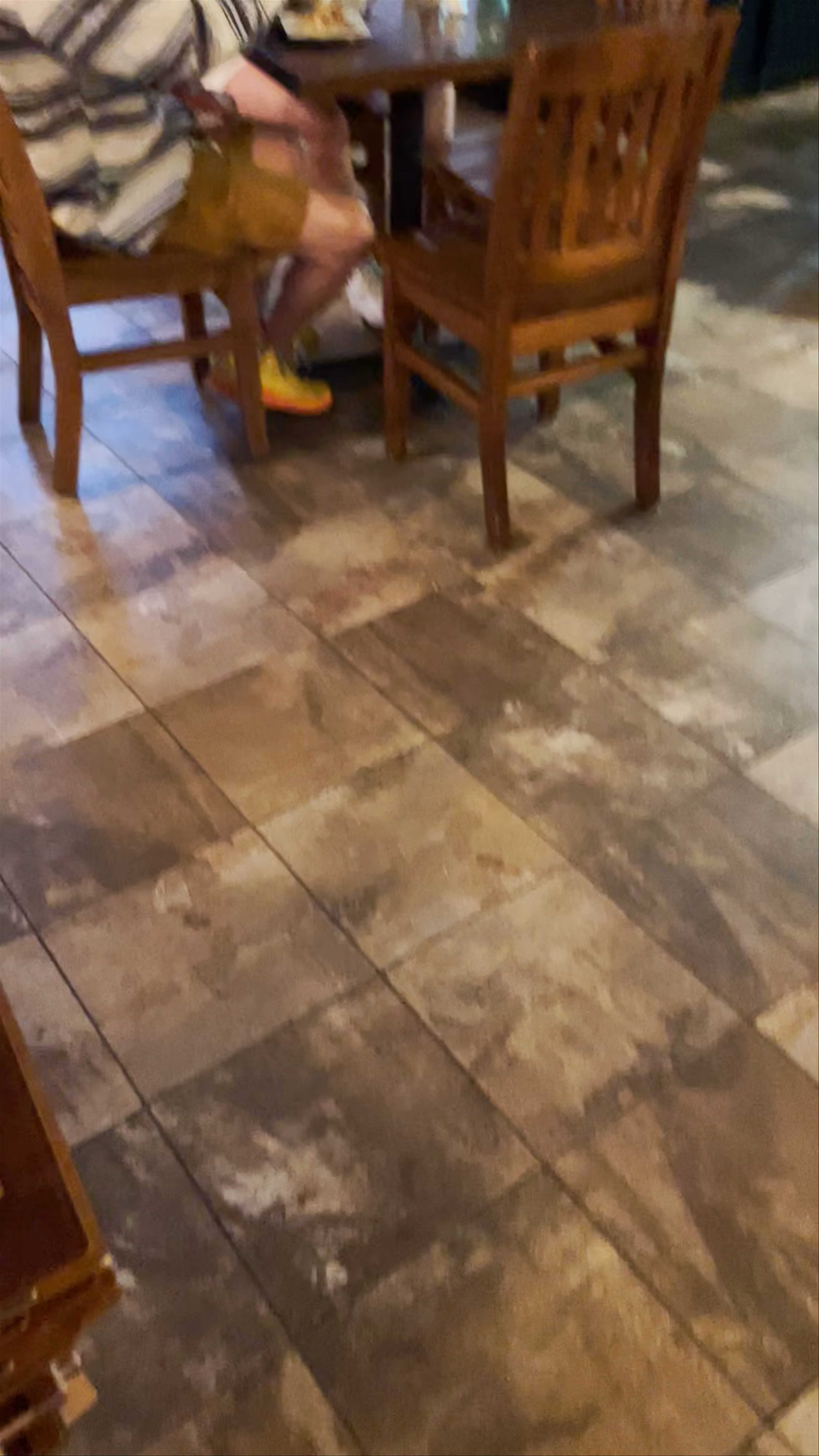 Tipsy Tails Restaurant