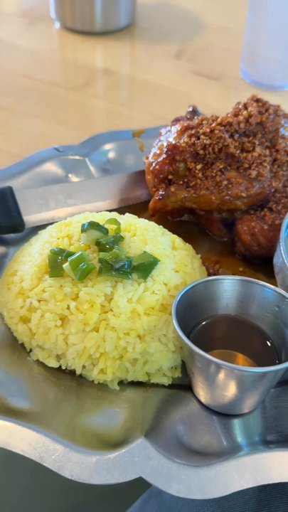 The Boat - Vietnamese Near Me - Seattle, Washington