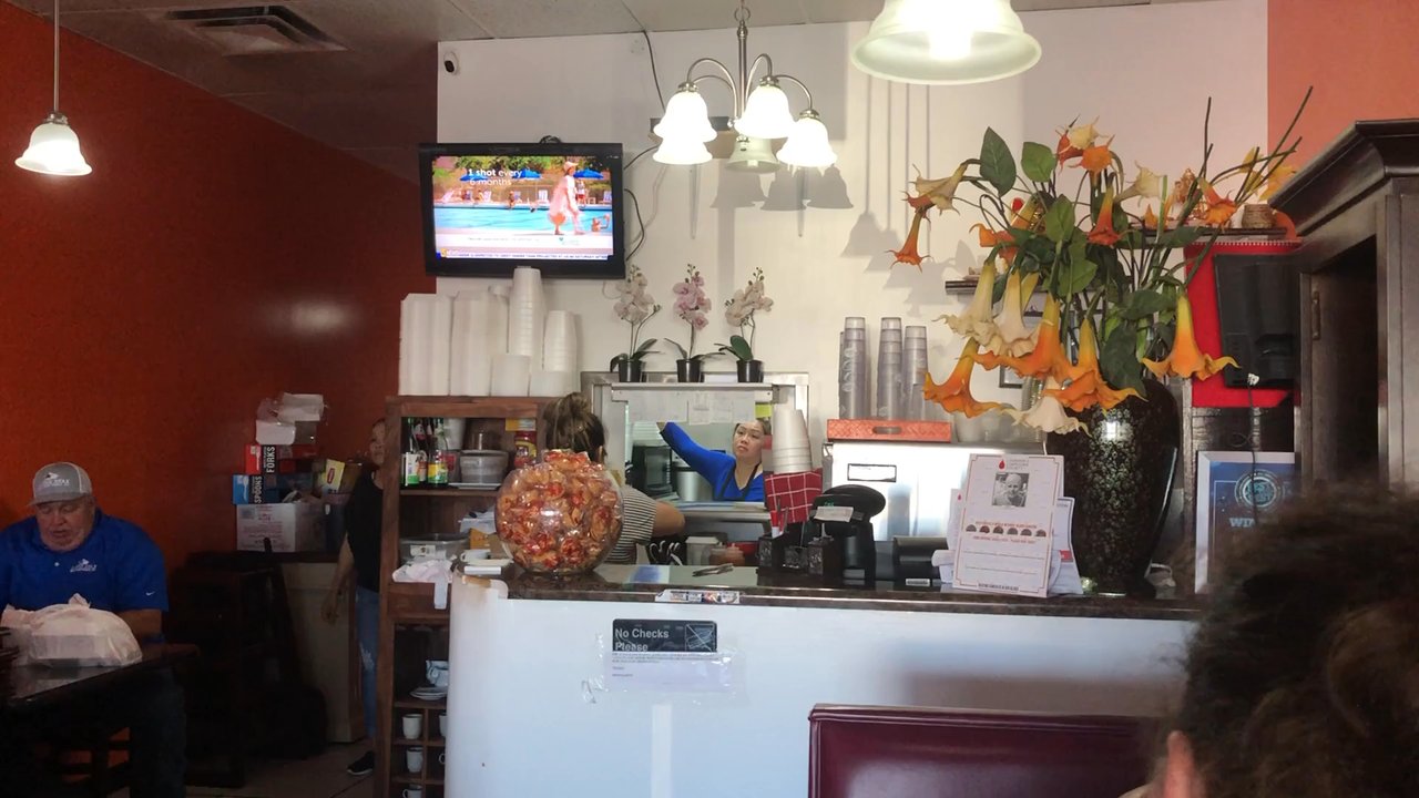 Pad Thai - Inside seating area - Thai Near Me - Fort Smith, Arkansas