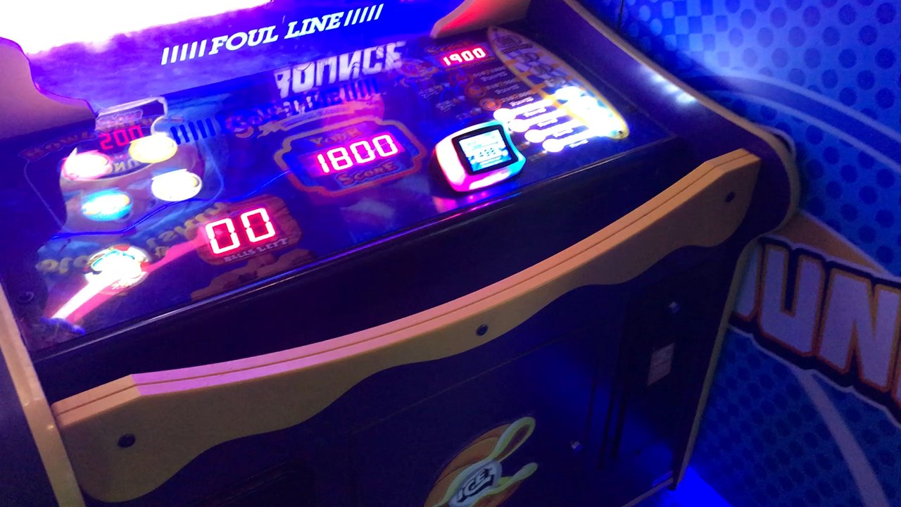 Dave & Buster's Braintree - Win - Arcades Near Me - Braintree, Massachusetts