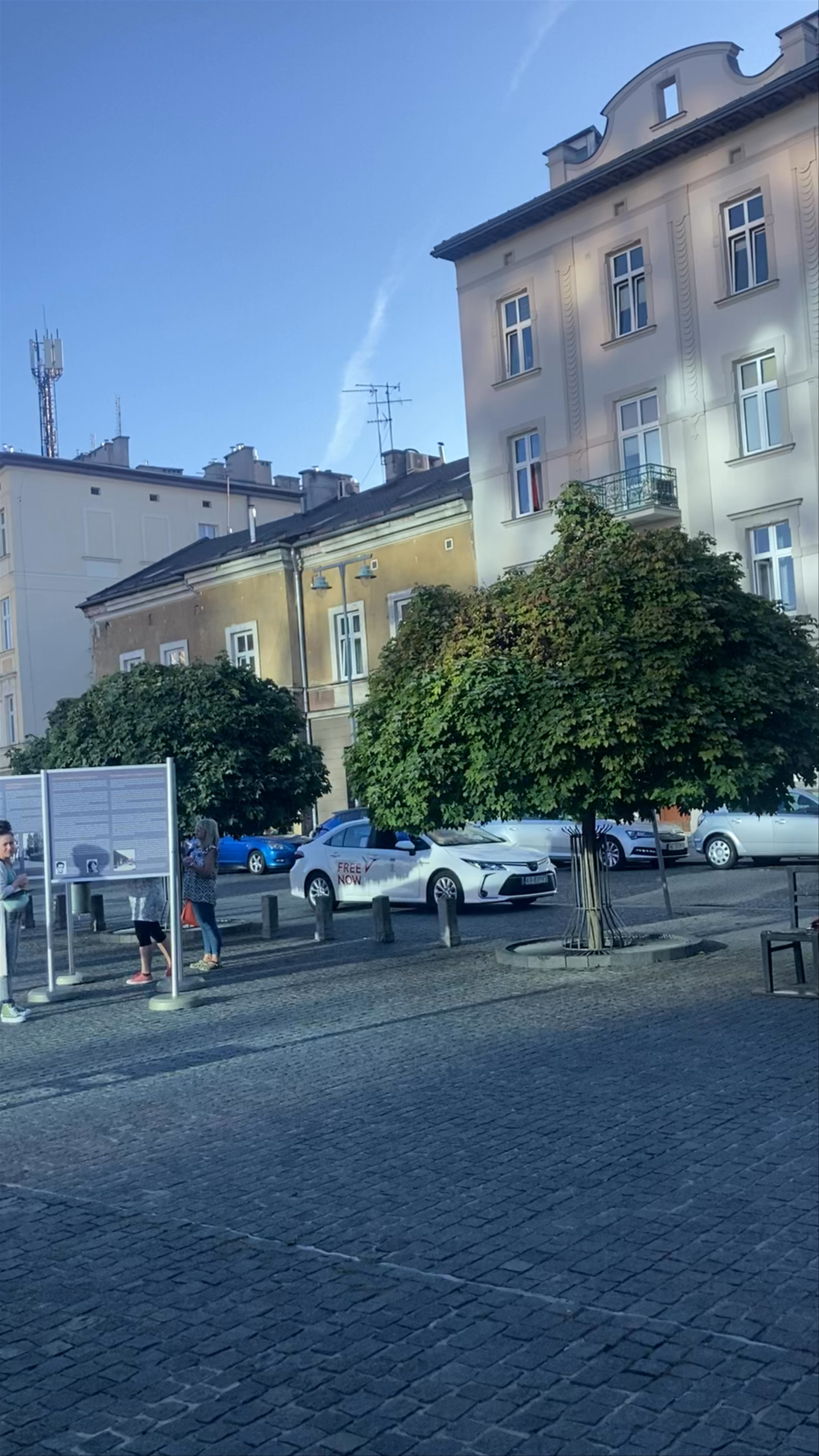 Plac Bohaterów Getta: Reflection and Remembrance in Kraków