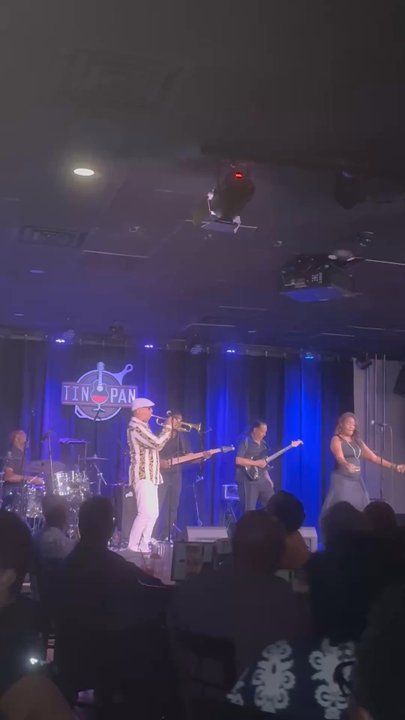 The Tin Pan - Tom Brown was a wonderful musician to see in this intimate setting - Music Venues Near Me - Richmond, Virginia
