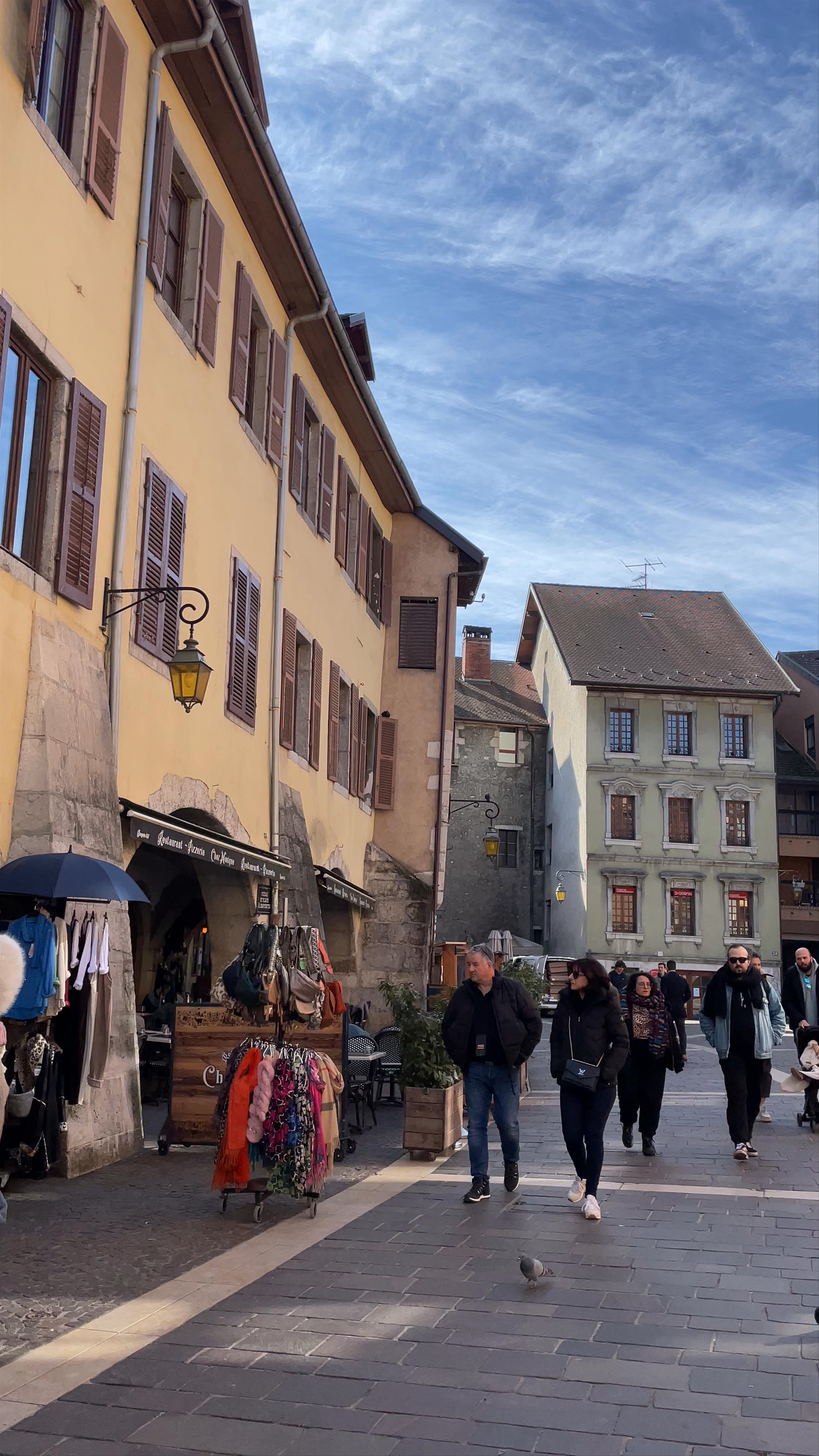 Strolling Through Le Thiou in Annecy, France: Charming Streets and Local Vibes