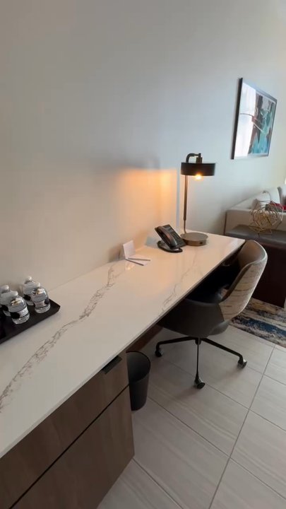 The Landing Hotel - Suite - Hotels Near Me - Pittsburgh, Pennsylvania