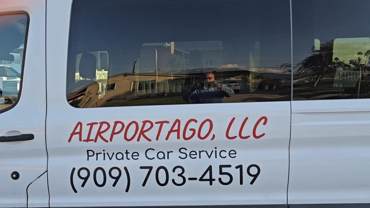 Airportago - Specializing in Airport & Cruise Line B-2-B and Group transportation - Town Car Service Near Me - Upland, California