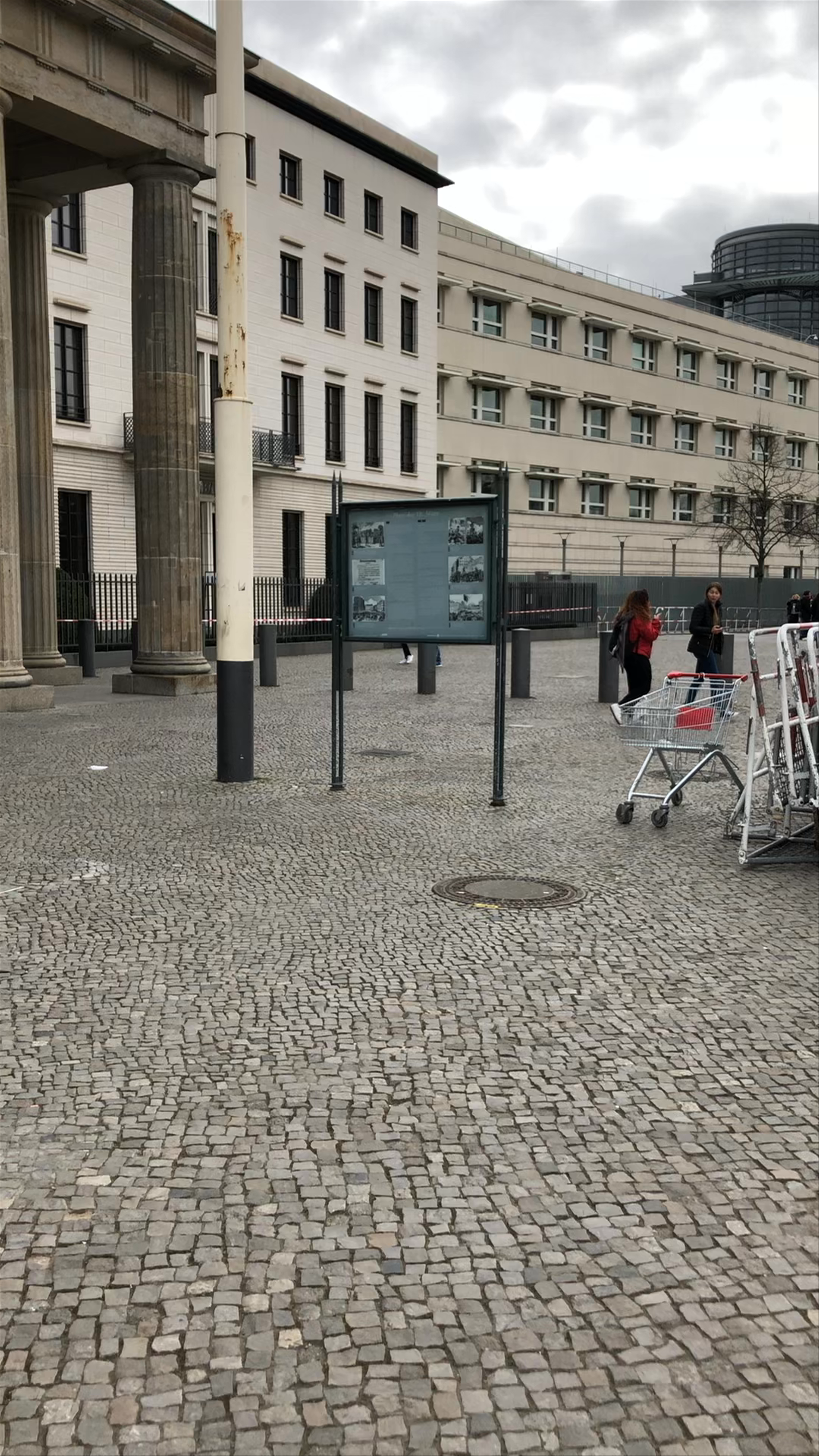 Platz des 18. März: A Historic Landmark in Berlin's Heart