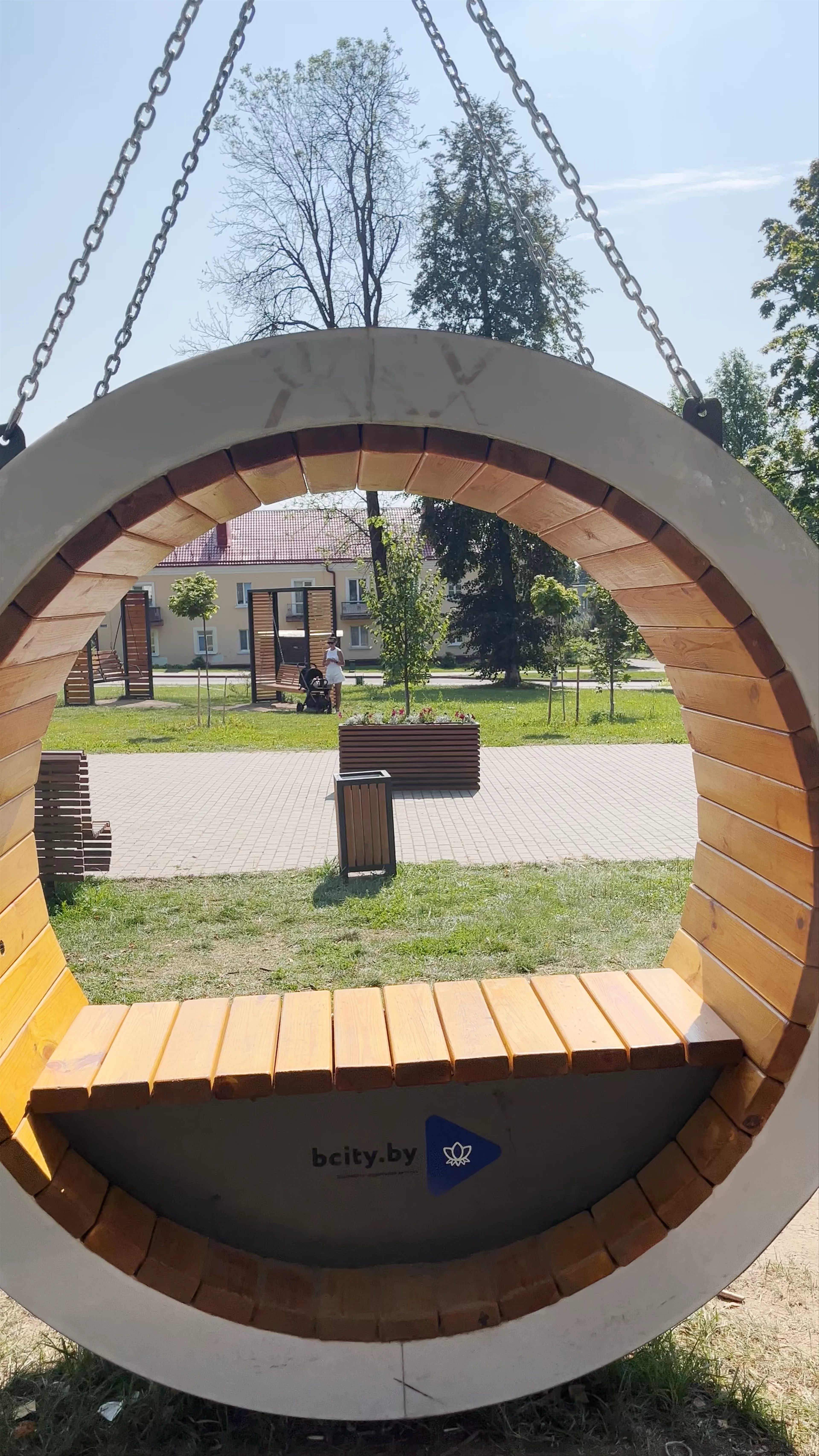 Park, 1st Leninskaya Street, Dziaržynsk