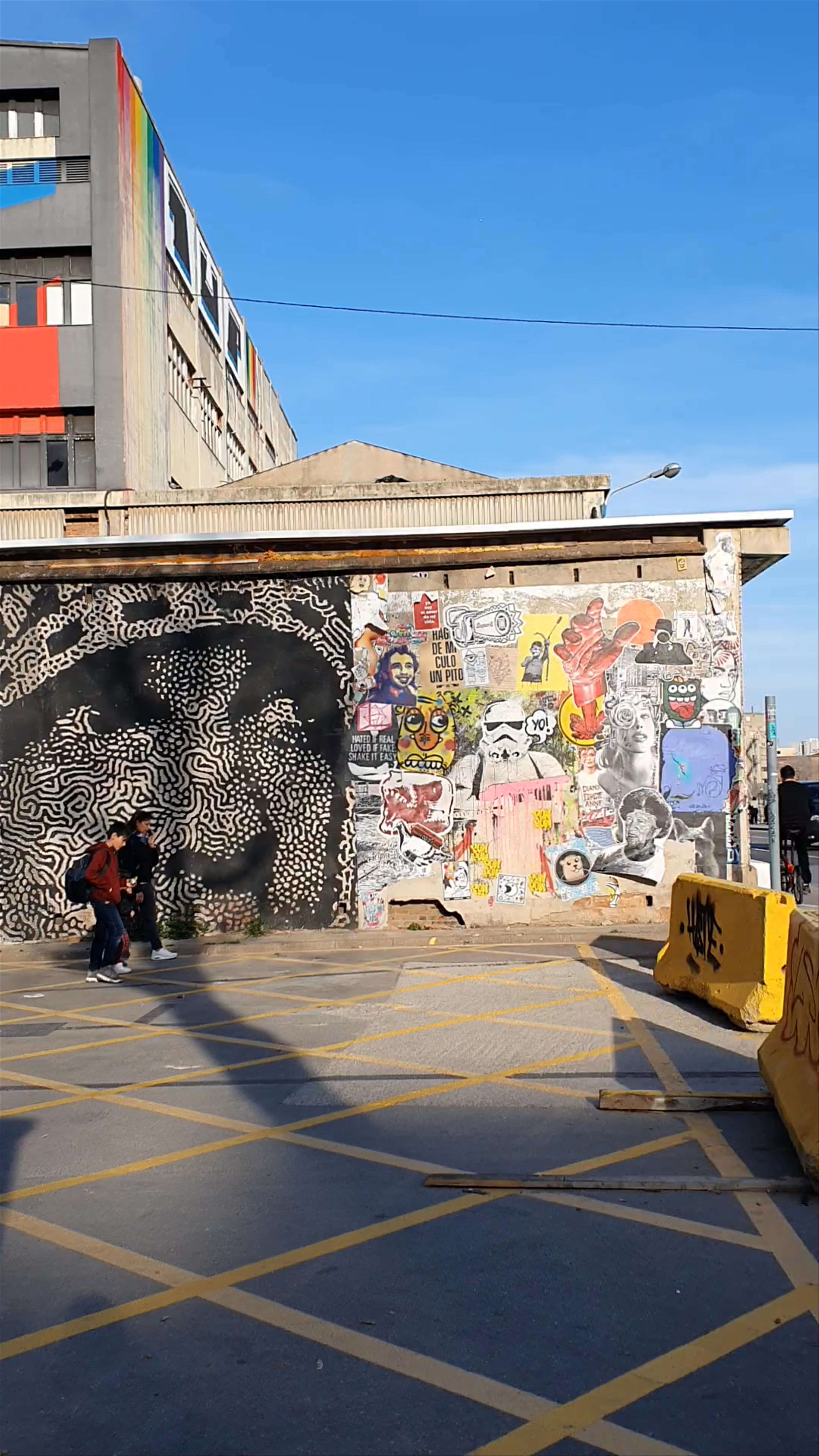 Nau Bostik Street Art and Urban Vibes in Barcelona