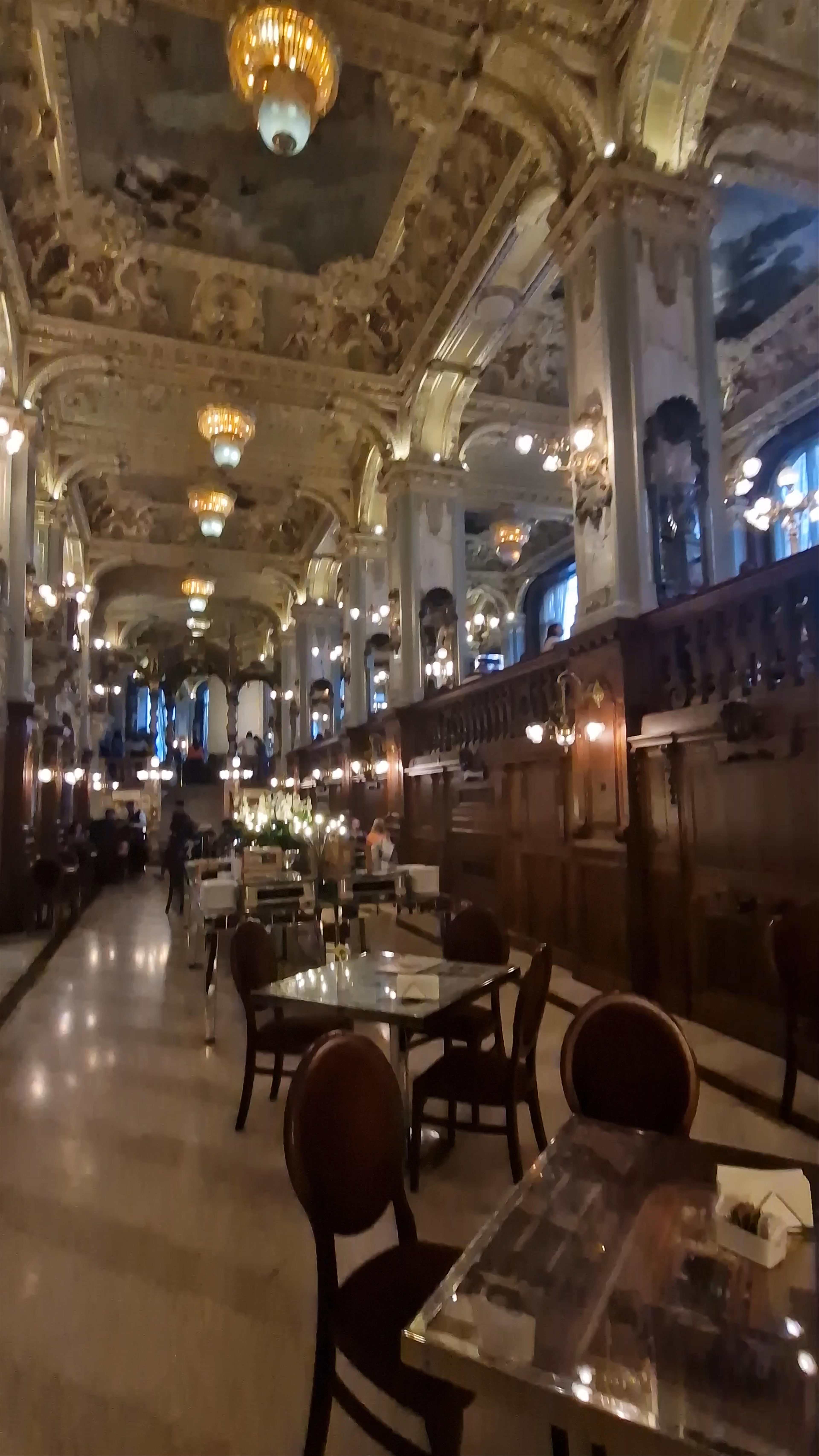 New York Café: Budapest's Opulent Coffee House Experience