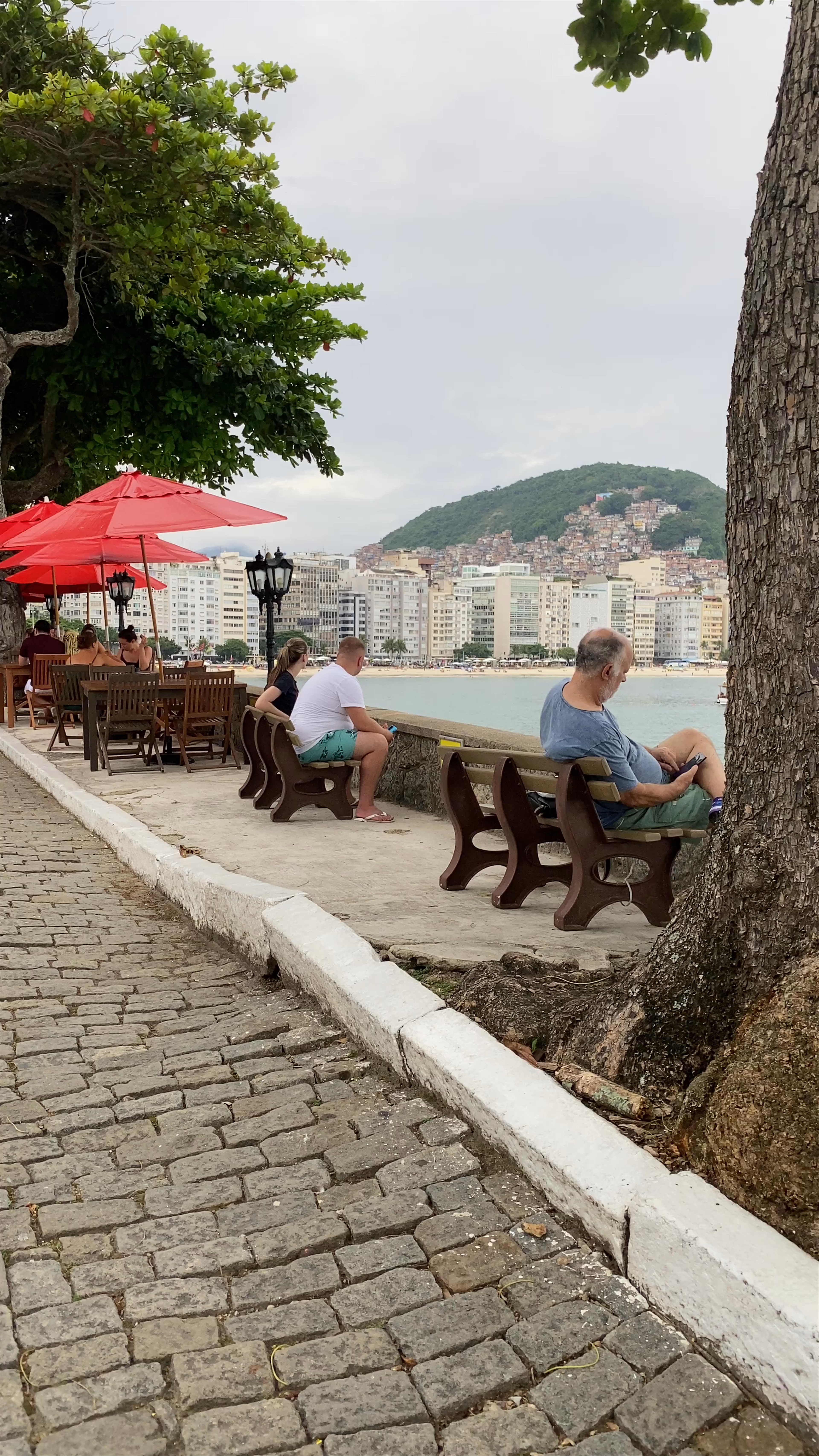 Café 18 do Forte: Relaxed Coastal Ambiance at Copacabana Fort, Rio de Janeiro