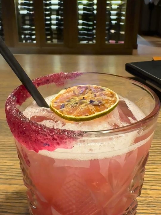 Stirling Lounge - Lounges Near Me - Canmore, Alberta