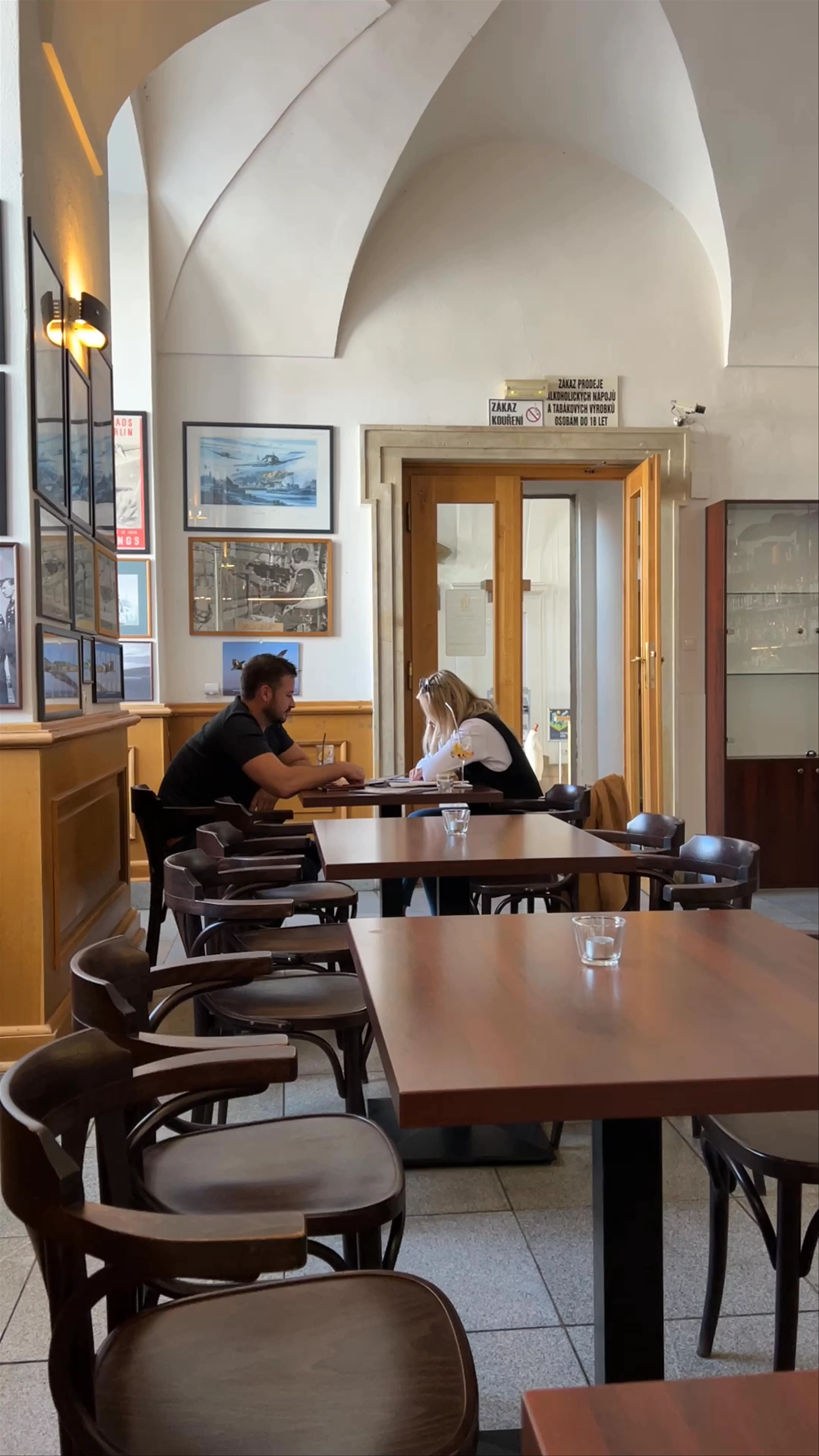 Air Café, Cabbage Market Square