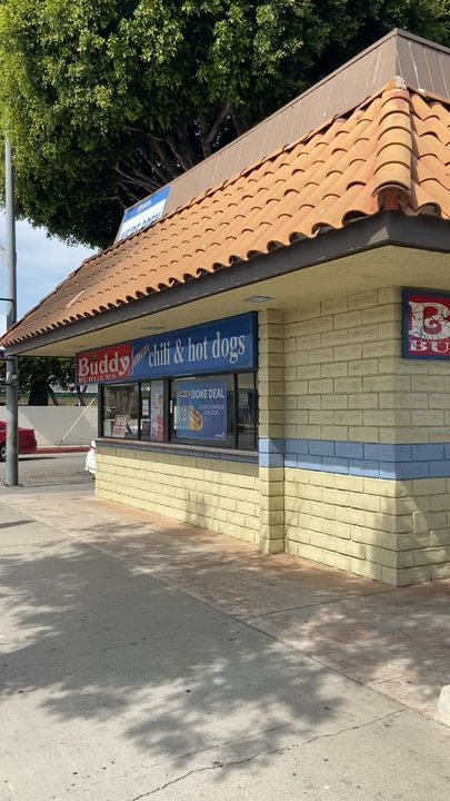Buddy Burgers - Outside - Burgers Near Me - Oxnard, California