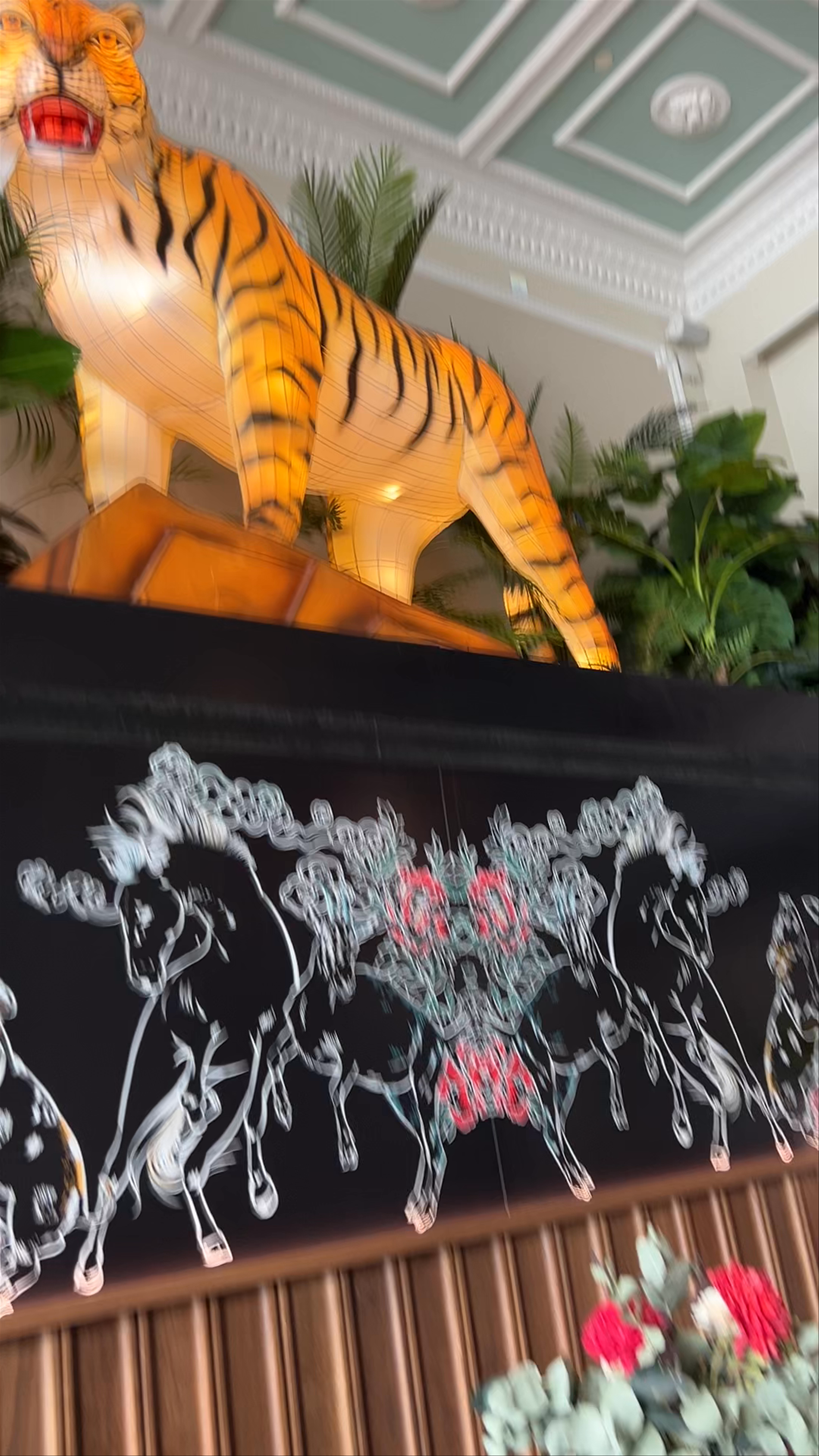 Tiger Loop - Artistic Ambiance at Leoforos Nikis, Thessaloniki
