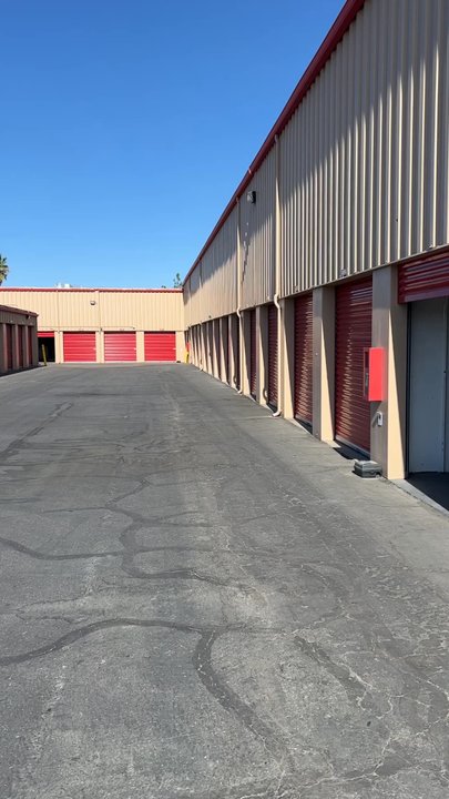 Security Public Storage - Elevator - Self Storage Near Me - Fresno, California