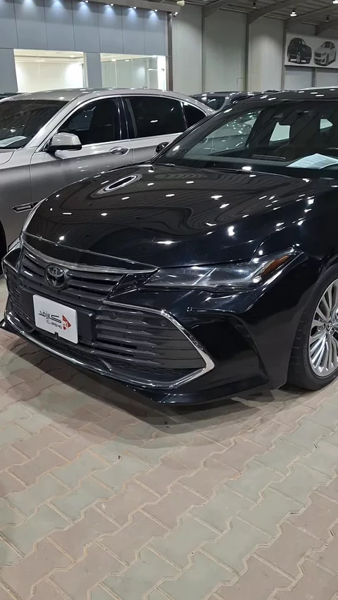 تويوتا افالون Limited 2020