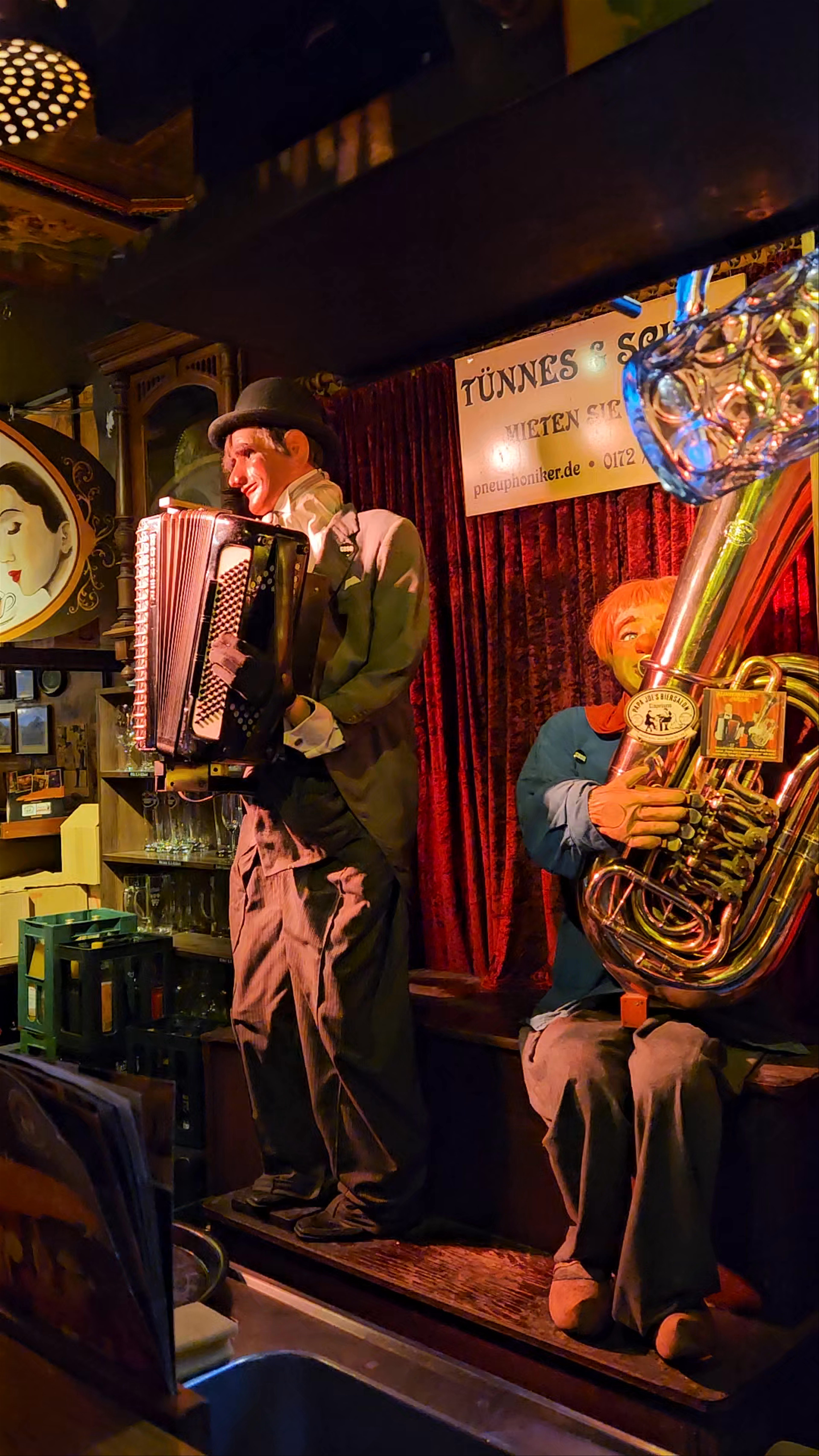 Papa Joe's Biersalon: Classic Cologne Pub Night